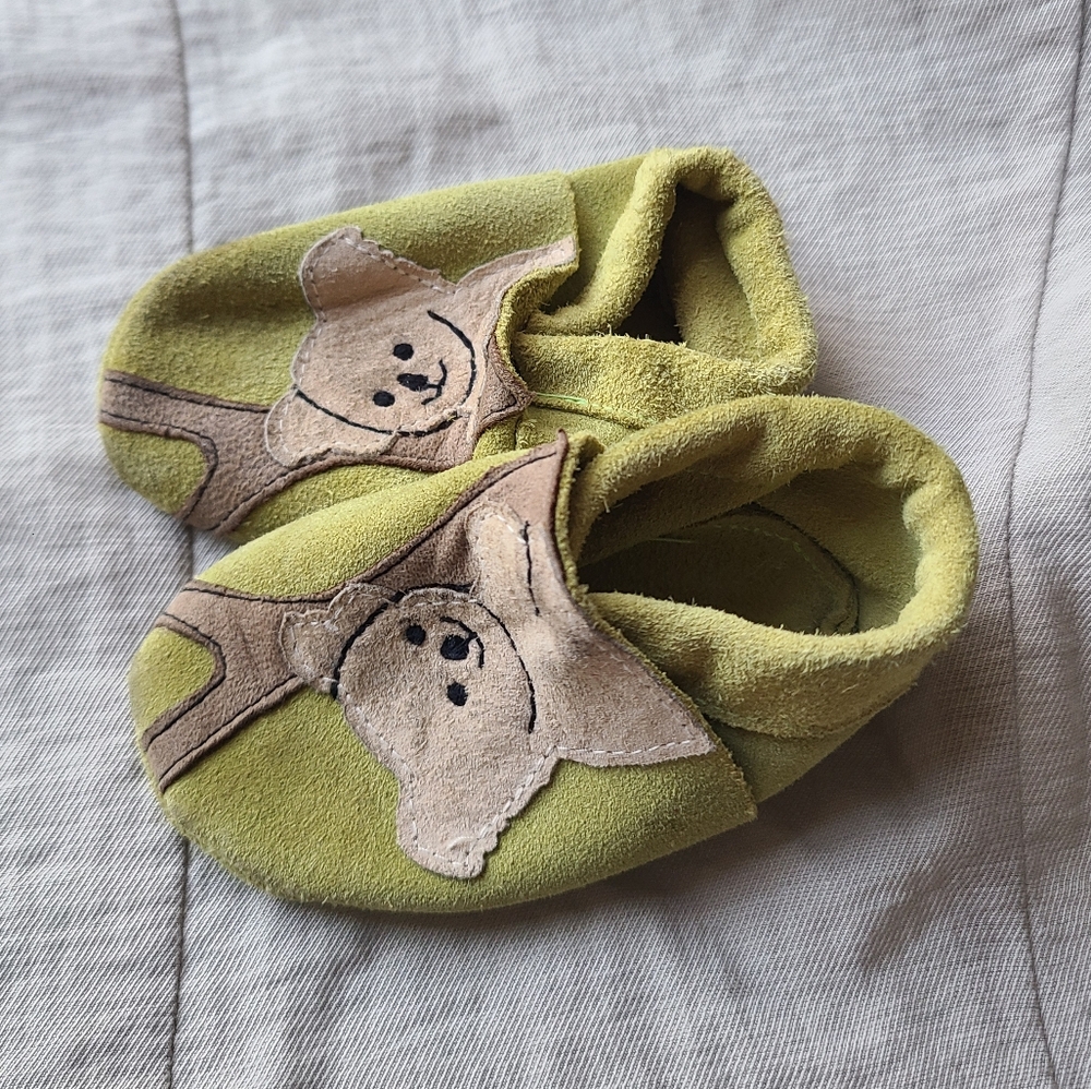 Shu Shu Australia green koala leather shoes